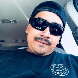 Meet your Posher, Phillip